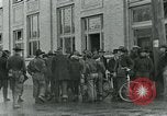 Standbild National Guard Truppen patrouillieren nach Armistice Day Incident Centralia Washington USA, 1919, aus Sekunde 11 historischem Filmmaterial Videoclip 65675052001