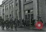 Standbild National Guard Truppen patrouillieren nach Armistice Day Incident Centralia Washington USA, 1919, aus Sekunde 22 historischem Filmmaterial Videoclip 65675052001