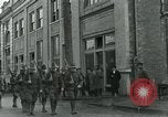 Standbild National Guard Truppen patrouillieren nach Armistice Day Incident Centralia Washington USA, 1919, aus Sekunde 23 historischem Filmmaterial Videoclip 65675052001