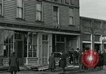 Standbild National Guard Truppen patrouillieren nach Armistice Day Incident Centralia Washington USA, 1919, aus Sekunde 46 historischem Filmmaterial Videoclip 65675052001