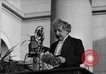 Standbild Albert Einstein California United States USA, 1935, aus Sekunde 18 historischem Filmmaterial Videoclip 65675052005