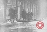 Standbild überflutete Straßen Charenton FRANKREICH, 1930, aus Sekunde 26 historischem Filmmaterial Videoclip 65675052007