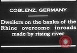 Immagine di Reno allagato strade di Coblenza Koblenz Germania, 1930, secondo 7 filmato di repertorio 65675052008