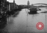 Immagine di Reno allagato strade di Coblenza Koblenz Germania, 1930, secondo 11 filmato di repertorio 65675052008