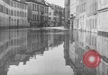 Immagine di Reno allagato strade di Coblenza Koblenz Germania, 1930, secondo 21 filmato di repertorio 65675052008