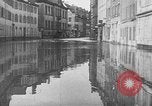 Immagine di Reno allagato strade di Coblenza Koblenz Germania, 1930, secondo 25 filmato di repertorio 65675052008