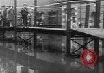 Immagine di Reno allagato strade di Coblenza Koblenz Germania, 1930, secondo 31 filmato di repertorio 65675052008