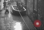 Immagine di Reno allagato strade di Coblenza Koblenz Germania, 1930, secondo 35 filmato di repertorio 65675052008