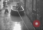 Immagine di Reno allagato strade di Coblenza Koblenz Germania, 1930, secondo 36 filmato di repertorio 65675052008