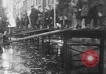Immagine di Reno allagato strade di Coblenza Koblenz Germania, 1930, secondo 45 filmato di repertorio 65675052008
