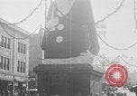 Standbild Santa Claus Upper Darby Pennsylvania USA, 1930, aus Sekunde 22 historischem Filmmaterial Videoclip 65675052018