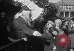 Standbild Santa Claus Upper Darby Pennsylvania USA, 1930, aus Sekunde 55 historischem Filmmaterial Videoclip 65675052018
