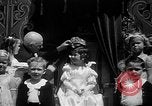 Image Mai jour Reine couronnement San Francisco California USA, 1937, de la seconde 34 séquences d'archives historiques vidéo 65675052019