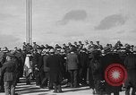 Standbild Goldene niet Abschluss der Golden Gate Bridge San Francisco California USA, 1937, aus Sekunde 17 historischem Filmmaterial Videoclip 65675052024