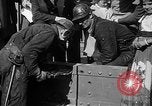 Standbild Goldene niet Abschluss der Golden Gate Bridge San Francisco California USA, 1937, aus Sekunde 33 historischem Filmmaterial Videoclip 65675052024