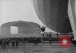 Standbild LZ 129 Hindenburg Lakehurst New Jersey USA, 1936, aus Sekunde 17 historischem Filmmaterial Videoclip 65675052066