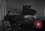 Immagine di Lounge a bordo LZ 129 dirigibile Hindenburg Lakehurst Naval Air Station New Jersey USA, 1936, secondo 59 filmato di repertorio 65675052068