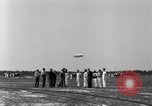 Immagine di Dirigibile LZ 129 Hindenburg Lakehurst New Jersey USA, 1936, secondo 47 filmato di repertorio 65675052075