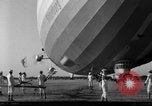 Standbild Luftschiff LZ 129 Hindenburg Lakehurst Naval Air Station New Jersey USA, 1936, aus Sekunde 4 historischem Filmmaterial Videoclip 65675052077
