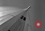 Standbild Luftschiff LZ 129 Hindenburg Lakehurst Naval Air Station New Jersey USA, 1936, aus Sekunde 20 historischem Filmmaterial Videoclip 65675052077