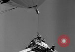 Standbild Luftschiff LZ 129 Hindenburg Lakehurst Naval Air Station New Jersey USA, 1936, aus Sekunde 38 historischem Filmmaterial Videoclip 65675052077