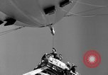 Standbild Luftschiff LZ 129 Hindenburg Lakehurst Naval Air Station New Jersey USA, 1936, aus Sekunde 47 historischem Filmmaterial Videoclip 65675052077