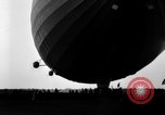 Standbild Luftschiff LZ 129 Hindenburg Lakehurst New Jersey USA, 1936, aus Sekunde 18 historischem Filmmaterial Videoclip 65675052078