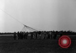 Standbild Luftschiff LZ 129 Hindenburg Lakehurst New Jersey USA, 1936, aus Sekunde 26 historischem Filmmaterial Videoclip 65675052078