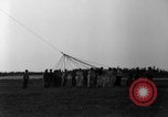 Standbild Luftschiff LZ 129 Hindenburg Lakehurst New Jersey USA, 1936, aus Sekunde 32 historischem Filmmaterial Videoclip 65675052078