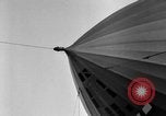 Standbild Luftschiff LZ 129 Hindenburg Lakehurst New Jersey USA, 1936, aus Sekunde 42 historischem Filmmaterial Videoclip 65675052078