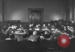 Standbild Alliierten Kontrollrat Berlin Schöneberg Deutschland, 1945, aus Sekunde 9 historischem Filmmaterial Videoclip 65675052081