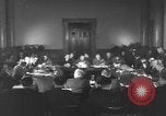 Standbild Alliierten Kontrollrat Berlin Schöneberg Deutschland, 1945, aus Sekunde 10 historischem Filmmaterial Videoclip 65675052081