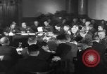 Standbild Alliierten Kontrollrat Berlin Schöneberg Deutschland, 1945, aus Sekunde 14 historischem Filmmaterial Videoclip 65675052081