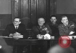 Standbild Alliierten Kontrollrat Berlin Schöneberg Deutschland, 1945, aus Sekunde 31 historischem Filmmaterial Videoclip 65675052081