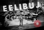 Standbild Armed Forces Radio Jubiläums show Zweiten Weltkrieg California United States USA, 1944, aus Sekunde 10 historischem Filmmaterial Videoclip 65675052082