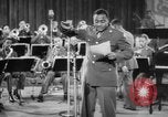 Standbild Armed Forces Radio Jubiläums show Zweiten Weltkrieg California United States USA, 1944, aus Sekunde 43 historischem Filmmaterial Videoclip 65675052082