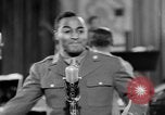 Standbild Armed Forces Radio Jubiläums show Zweiten Weltkrieg California United States USA, 1944, aus Sekunde 56 historischem Filmmaterial Videoclip 65675052082