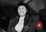 Standbild Ella Fitzgerald New York City USA, 1949, aus Sekunde 21 historischem Filmmaterial Videoclip 65675052084