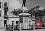 Image Plaza de Colón San Juan à Puerto Rico, 1935, de la seconde 27 séquences d'archives historiques vidéo 65675052089