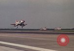 Standbild Flugzeuge TA 4J Beeville Texas Naval Air Station Chase Field USA, 1982, aus Sekunde 7 historischem Filmmaterial Videoclip 65675052107