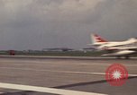 Standbild Flugzeuge TA 4J Beeville Texas Naval Air Station Chase Field USA, 1982, aus Sekunde 9 historischem Filmmaterial Videoclip 65675052107