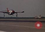 Standbild Flugzeuge TA 4J Beeville Texas Naval Air Station Chase Field USA, 1982, aus Sekunde 44 historischem Filmmaterial Videoclip 65675052107