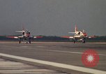 Standbild Flugzeuge TA 4JS Beeville Texas Naval Air Station Chase Field USA, 1982, aus Sekunde 18 historischem Filmmaterial Videoclip 65675052108