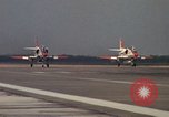 Standbild Flugzeuge TA 4JS Beeville Texas Naval Air Station Chase Field USA, 1982, aus Sekunde 21 historischem Filmmaterial Videoclip 65675052108