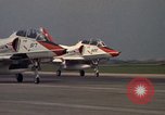 Standbild Flugzeuge TA 4JS Beeville Texas Naval Air Station Chase Field USA, 1982, aus Sekunde 31 historischem Filmmaterial Videoclip 65675052108