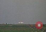 Standbild Flugzeuge TA 4JS Beeville Texas Naval Air Station Chase Field USA, 1982, aus Sekunde 58 historischem Filmmaterial Videoclip 65675052108