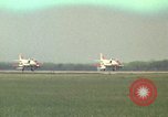 Standbild Flugzeuge TA 4JS Beeville Texas Naval Air Station Chase Field USA, 1982, aus Sekunde 1 historischem Filmmaterial Videoclip 65675052109