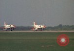 Standbild Flugzeuge TA 4JS Beeville Texas Naval Air Station Chase Field USA, 1982, aus Sekunde 9 historischem Filmmaterial Videoclip 65675052109