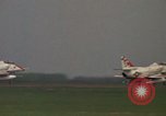 Standbild Flugzeuge TA 4JS Beeville Texas Naval Air Station Chase Field USA, 1982, aus Sekunde 26 historischem Filmmaterial Videoclip 65675052109