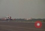 Standbild Flugzeuge TA 4JS Beeville Texas Naval Air Station Chase Field USA, 1982, aus Sekunde 44 historischem Filmmaterial Videoclip 65675052110